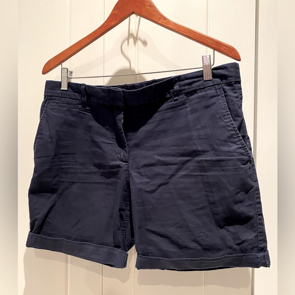 GAP Boyfriend Roll-Up shorts